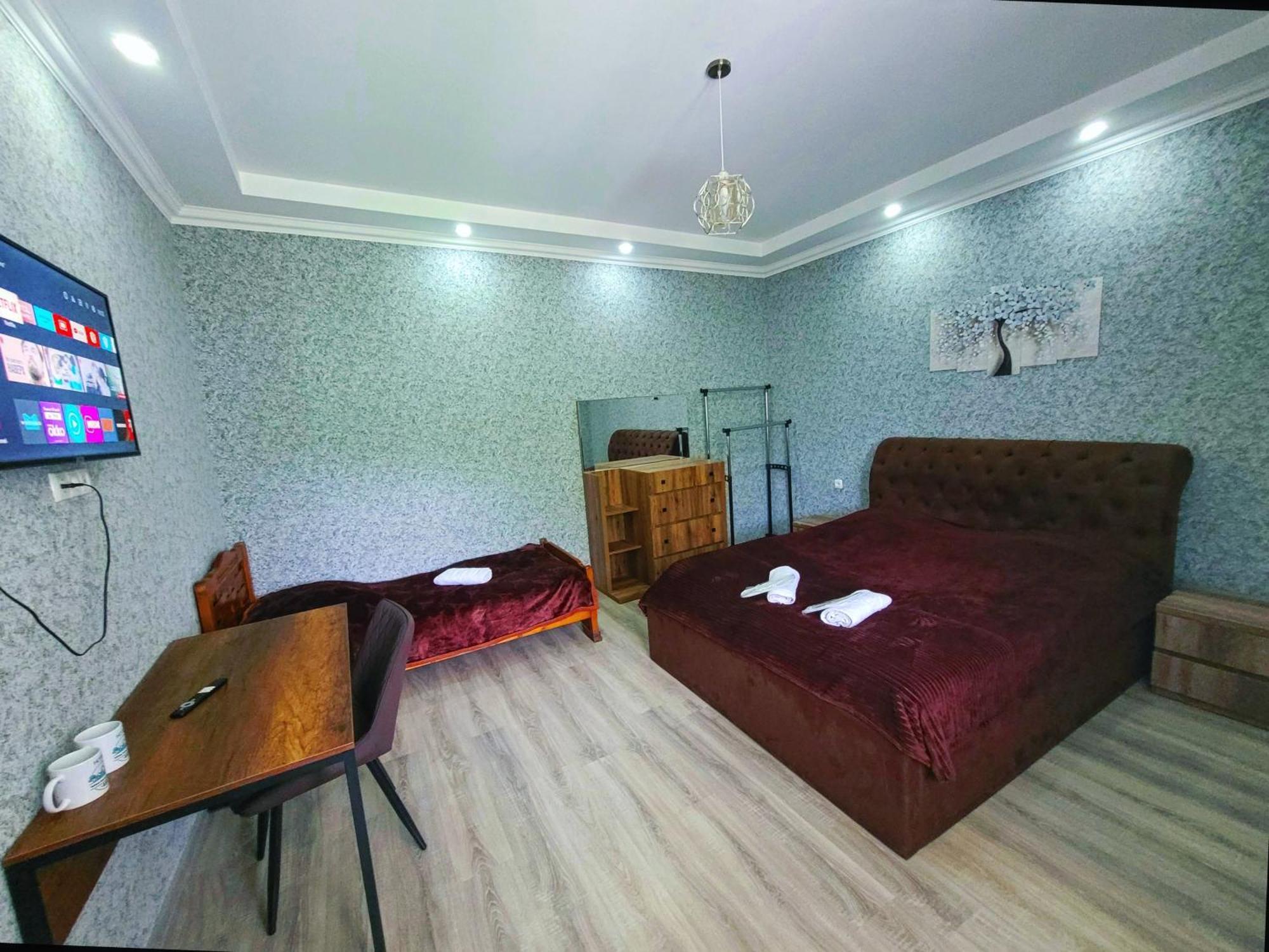 Hotel White House In Bordjomi Chambre photo